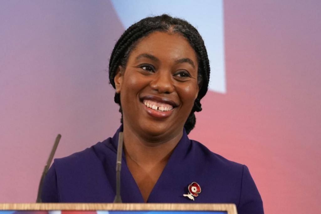 Quién es la primera mujer negra en liderar el Partido Conservador británico