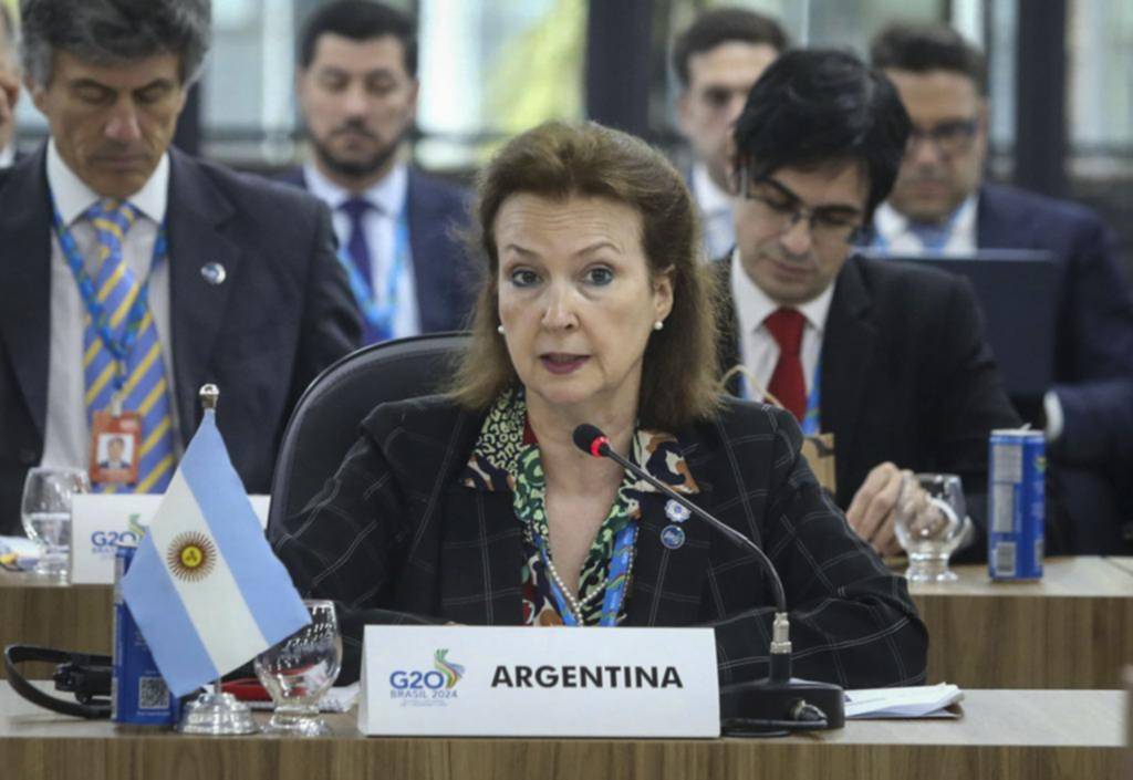 Mondino y un alejamiento con mucha tela para cortar