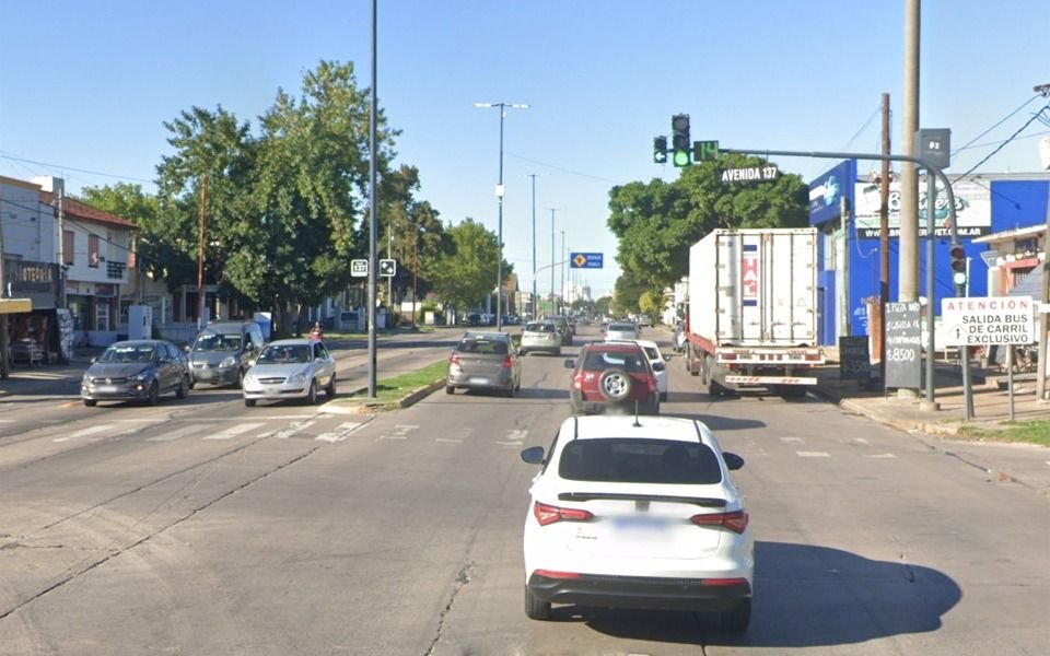 La Plata: avanzan en la implementación de la onda verde sobre avenida 44 hasta Ruta 2