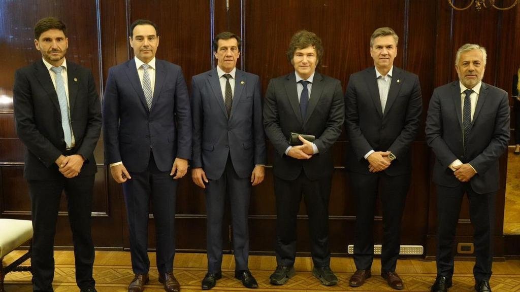 Los gobernadores de la UCR sólo se llevaron “voluntad política”