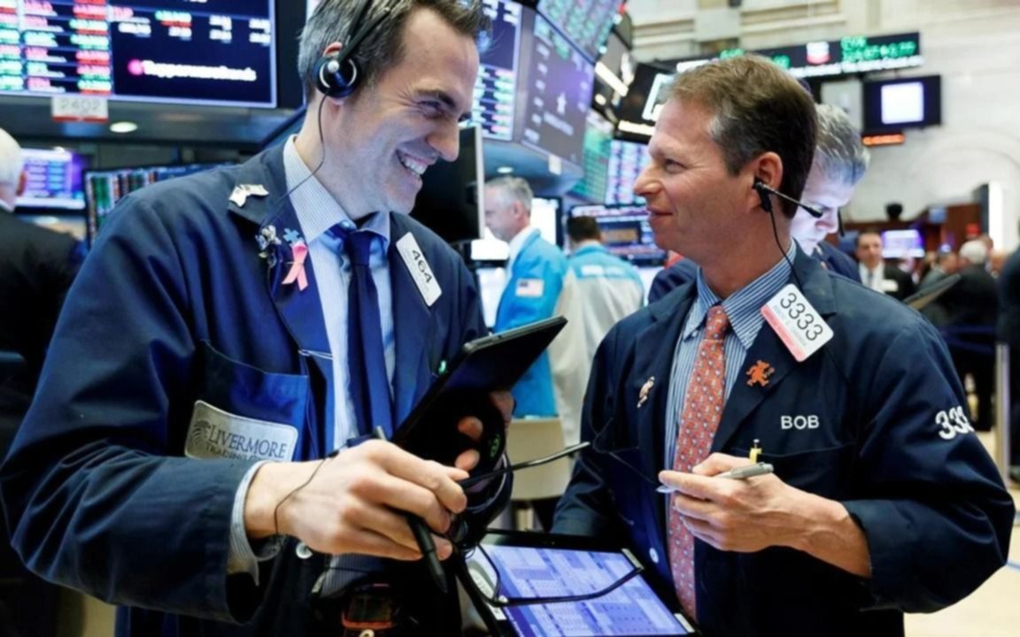 Efecto Trump: subieron las acciones y los bonos argentinos y bajó fuerte el Riesgo País