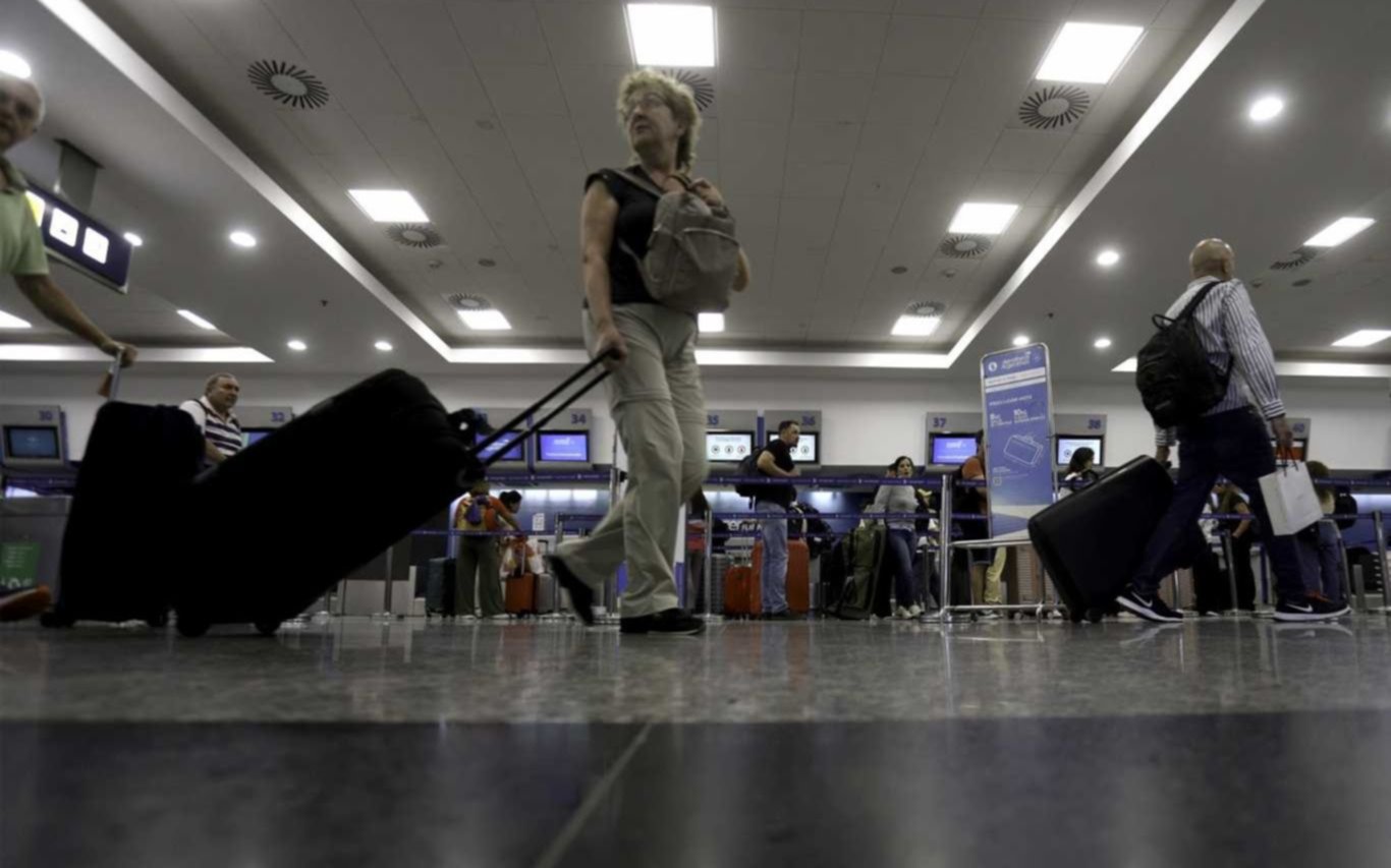 Conflicto con Intercargo: el Gobierno anunció que se desregula el servicio de rampa en los aeropuertos