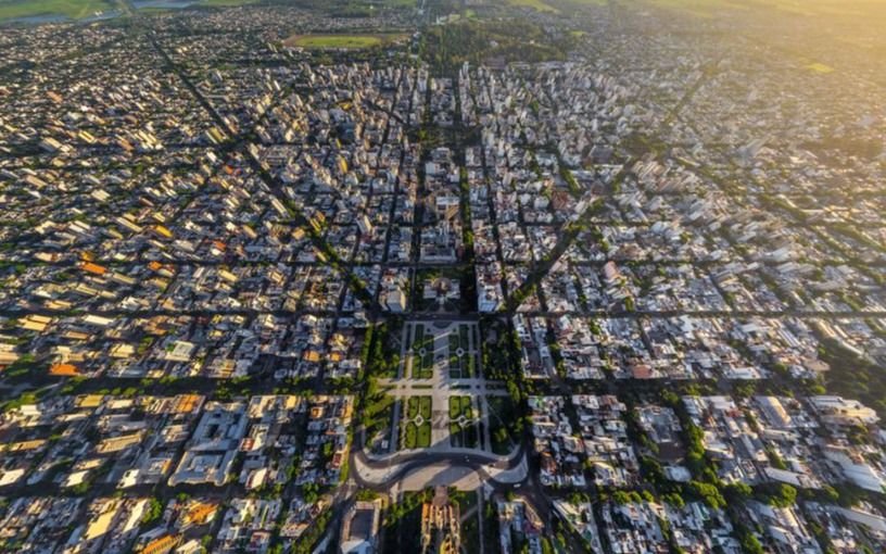 Definieron al fiscal para investigar la denuncia contra Garro por los barrios "ilegales" de La Plata