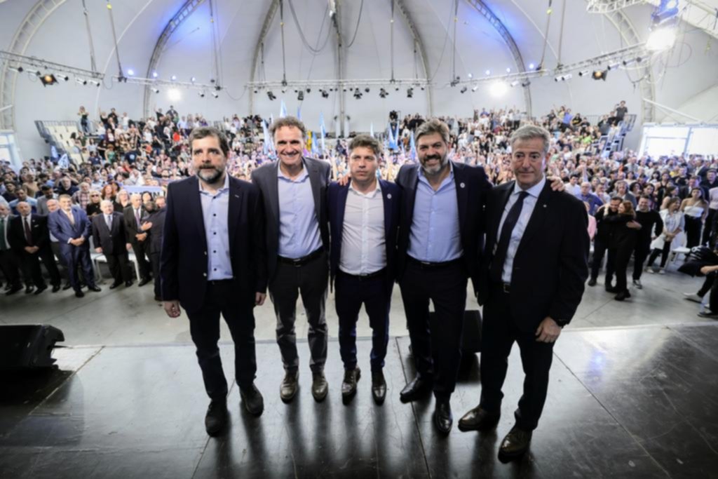 “El gobierno de Milei paralizó mil obras públicas en la Provincia”