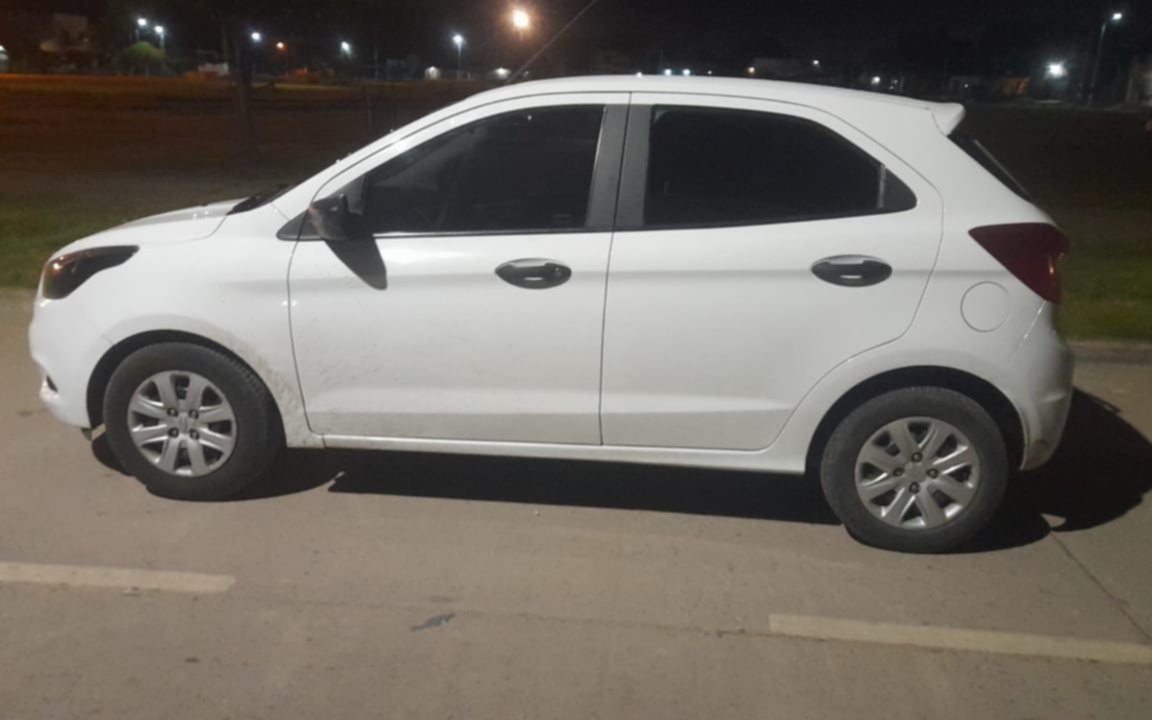 Peligrosa banda en Berisso: encañonaron a una mujer para robarle el auto y después se tirotearon con la policía