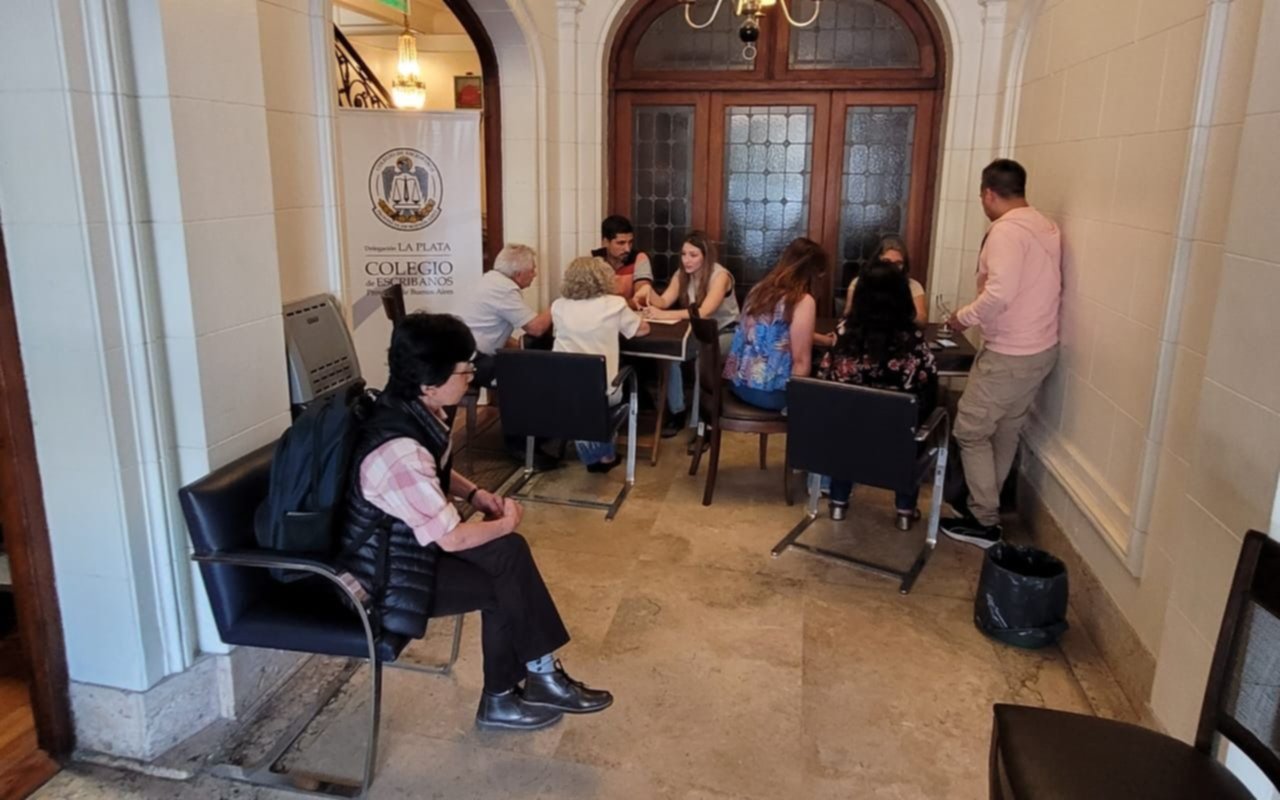 Asesoramiento gratuito de escribanos en La Plata
