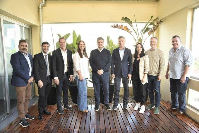 Batalla por los DNU: búsqueda de votos peronistas y el guiño del PRO