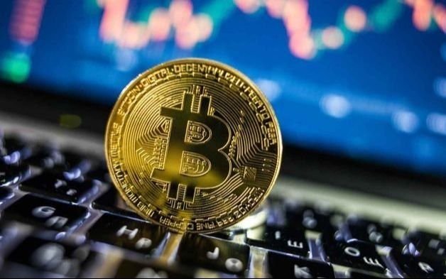 El Bitcoin no para de subir y ya vale más que la plata