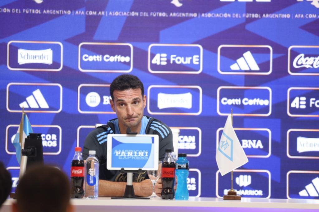 Scaloni no esquivó las balas y habló de todo