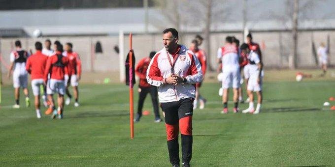 Apareció la barra y el DT canceló la práctica