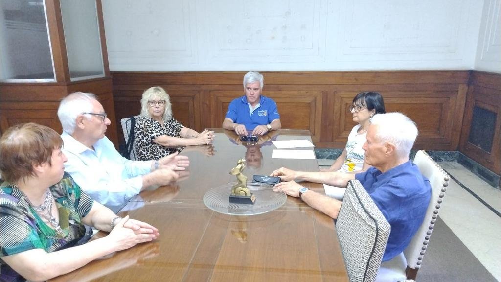 El gobernador del Rotary visitó clubes de La Plata