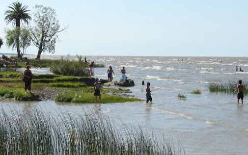 Las playas de Berisso sin guardavidas este fin de semana por una protesta: "Los vecinos van a estar en peligro"