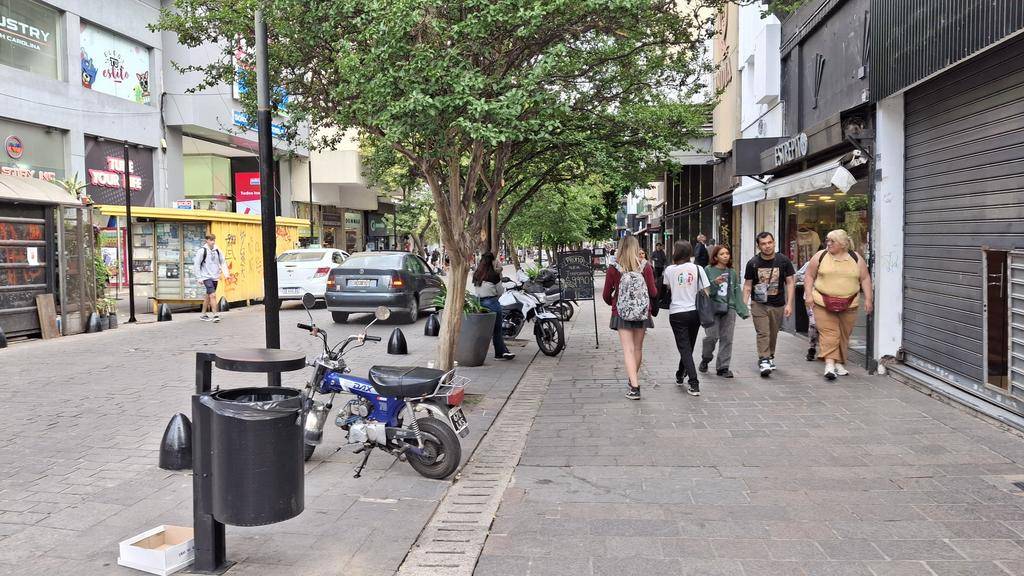 La explicación de los comerciantes de La Plata, que piden no cambiar el horario bancario