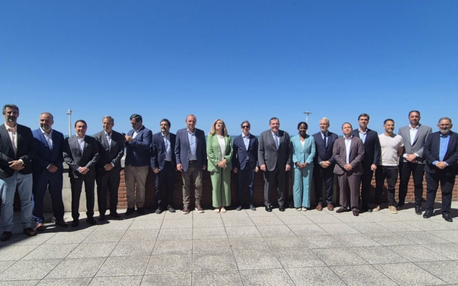 Alak participó de un encuentro de intendentes de todo el país: se trató el desarrollo urbano sustentable