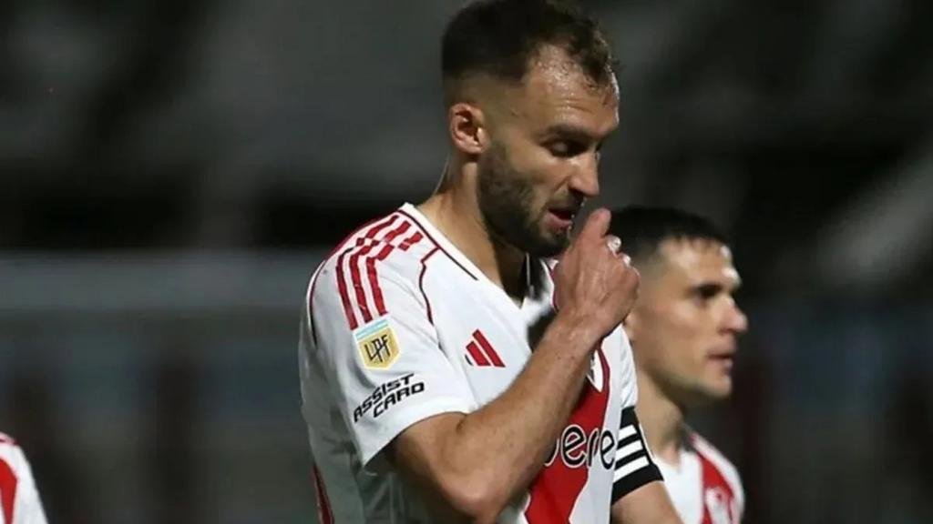 Pezzella se resintió y no viajaría a Mendoza