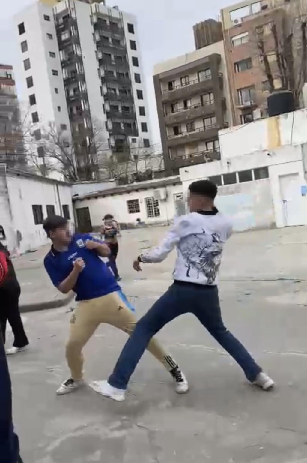 Por qué recrudecen las peleas dentro de las escuelas de La Plata