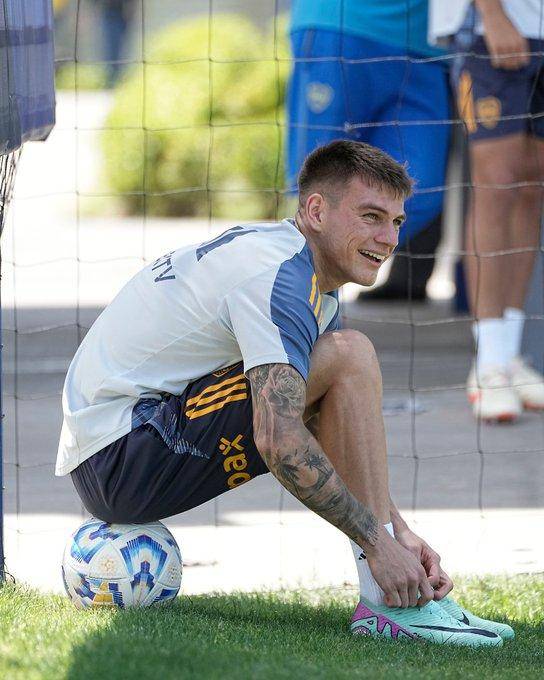 Gago metió mano y hará cuatro cambios