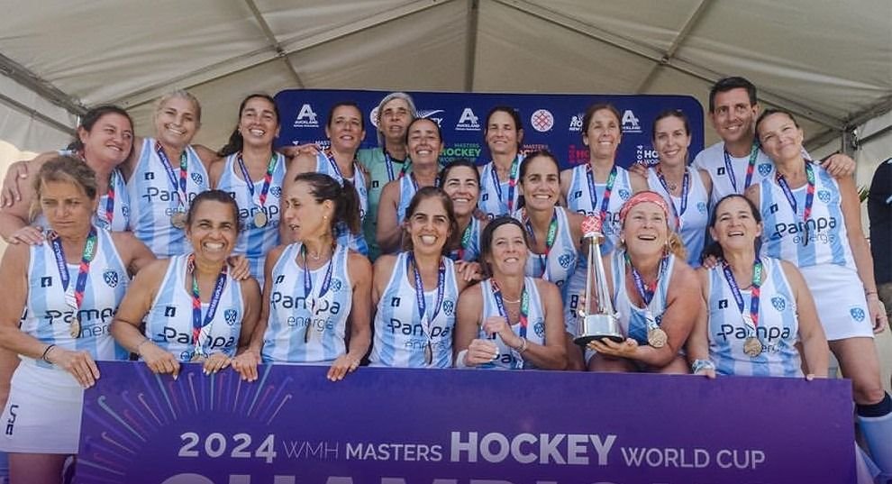 Aporte platense para el titulo Mundial de hockey +50