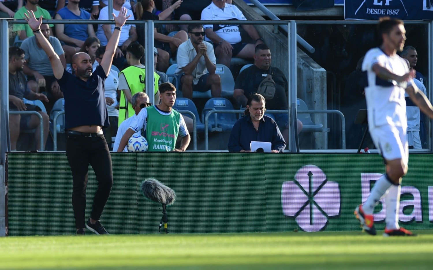 Gimnasia visita a Independiente y Méndez analiza posibles variantes
