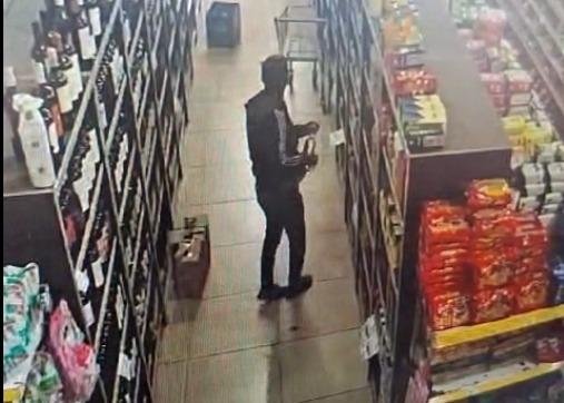 El colmo: detienen a un policía por robar un fernet