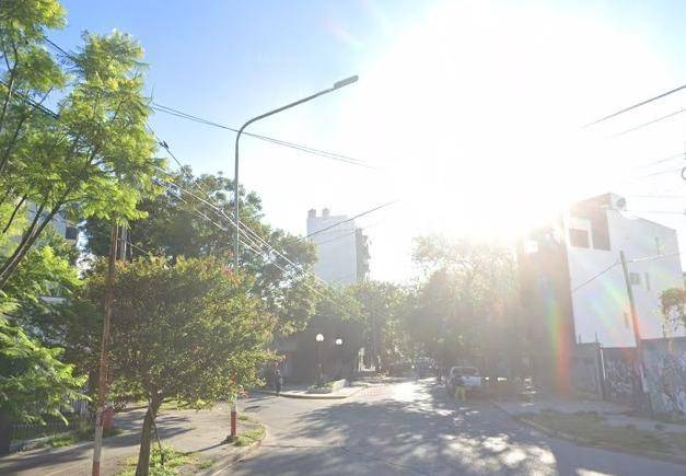Otro comercio platense “almacenó” un asalto