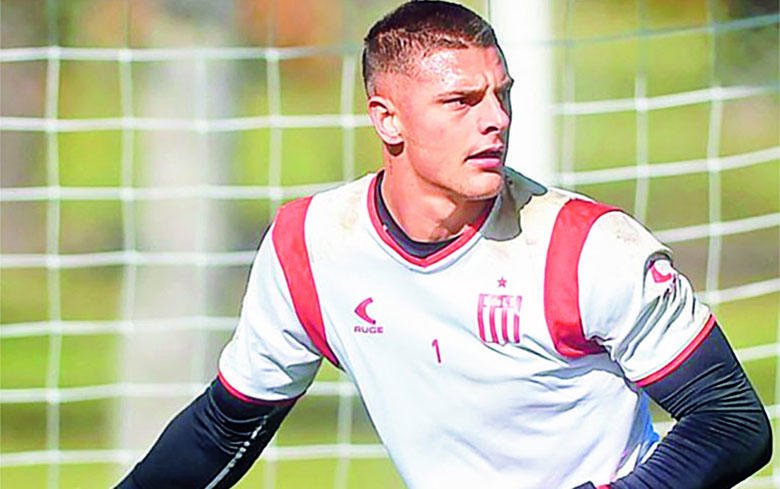¿Banfield se quiere llevar a Iacovich para su arco?