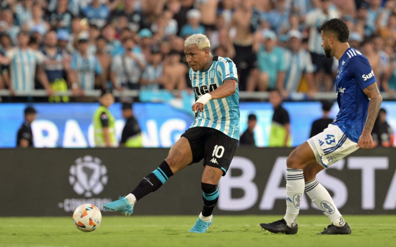 Racing vs Cruzeiro.- La Academia le ganó 3 a 1 a "La Raposa" y se consagró campeón de la Copa Sudamericana