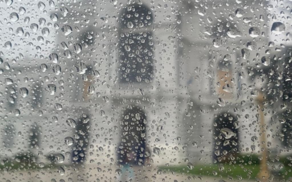 La Plata, amenazada por lluvias: a qué hora se esperan chaparrones este lunes, según el SMN
