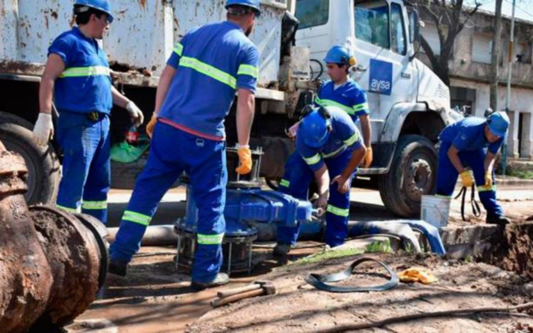 AySA anuncia corte de agua en Bernal Oeste