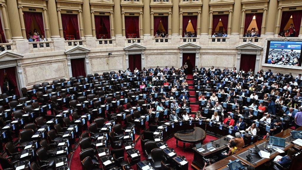 Tensa maratón parlamentaria en Diputados, con 4 sesiones en 3 días