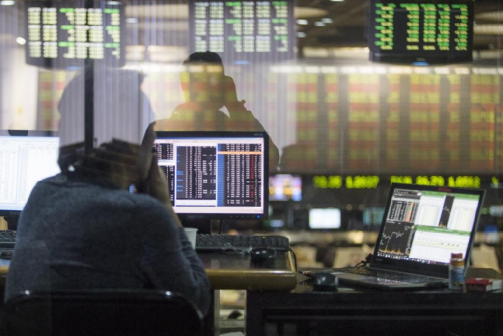 Señales del mercado: suben las ADRs y bajan el precio de los dólares