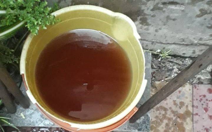 Preocupación por "agua marrón" en la zona del Hospital de Niños