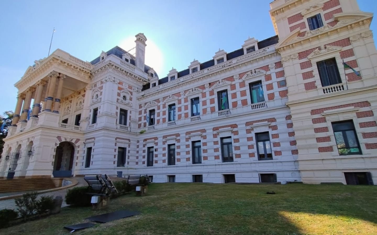 Provincia dio a conocer el cronograma de pagos a estatales, docentes, policías y judiciales