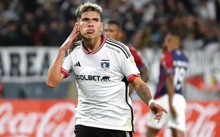 Carlos Palacios, el primer refuerzo para el 2025
