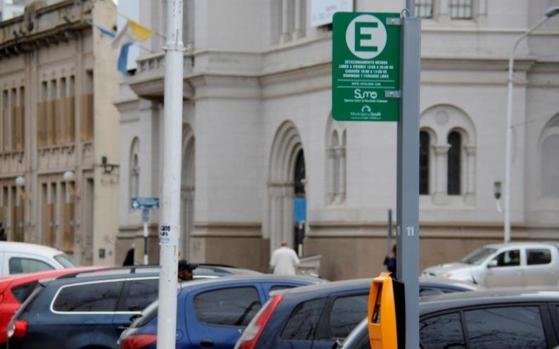 Tandil: la Cámara Empresaria considera que el estacionamiento medido incide negativamente en la baja de ventas