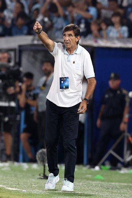 Después de la eliminación, ¿qué será del futuro de Gustavo Costas?