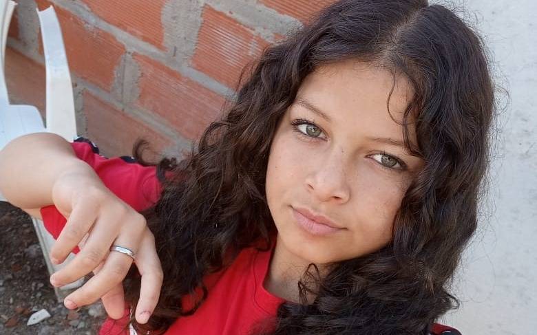 Desesperada búsqueda de una adolescente de 15 años en La Plata: "Son horas de angustia"