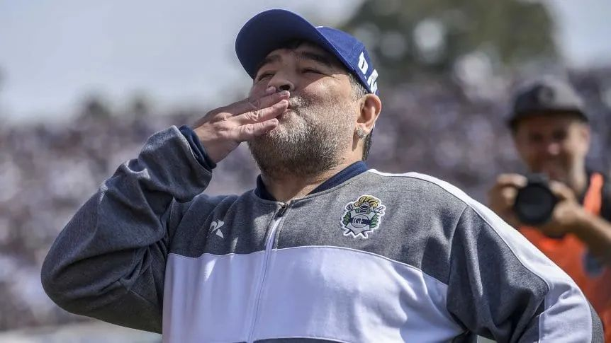 La familia Maradona festejó el triunfo de Gimnasia sobre River: "Sigue el cumple"