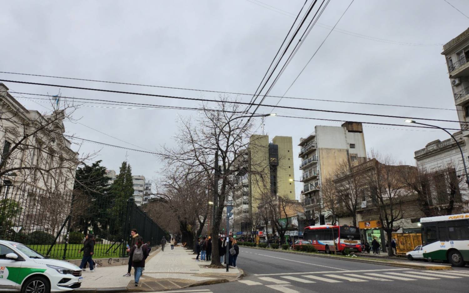 Alerta “Amarillo” en La Plata y la Provincia por tormentas: cuándo llegan las lluvias