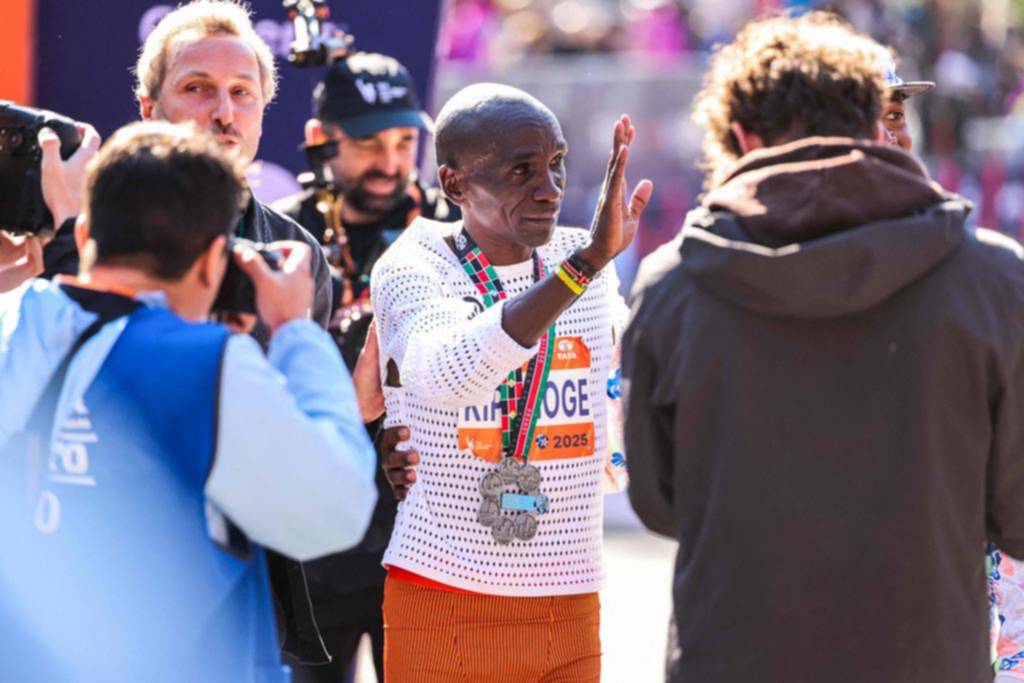Kipchoge: de las tierras altas de Kenia al Olimpo del atletismo mundial