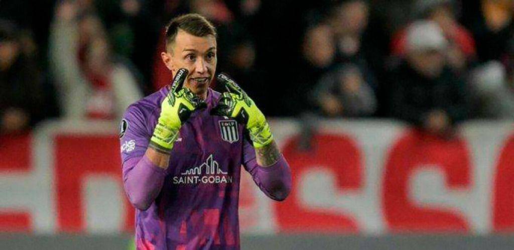 Muslera: “No es limpio es todo muy obvio”