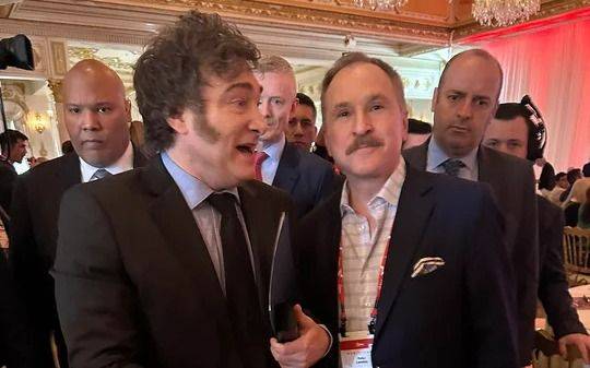 Milei recibe al embajador de Estados Unidos previo a un nuevo viaje a Miami