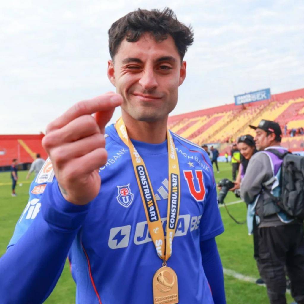 Es oficial: Altamirano se queda en la U. de Chile