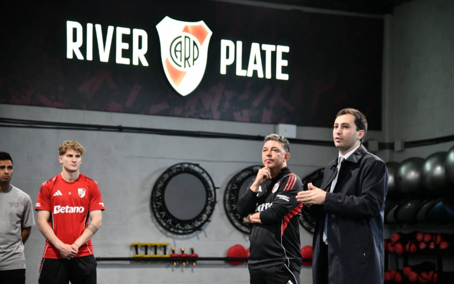 Marcelo Gallardo fue respaldado por Stefano Di Carlo y seguirá por un año más: "No voy a salir corriendo por un mal año deportivo"