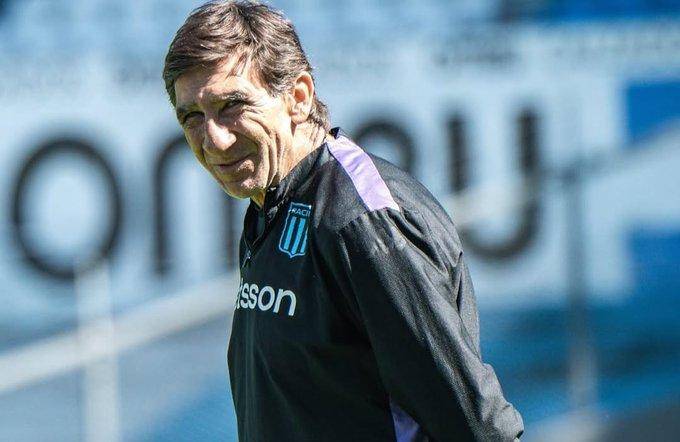 Costas recupera a dos soldados para la recta final