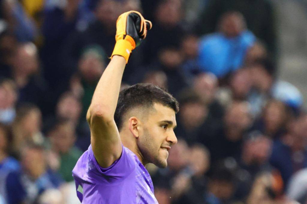 Rulli atajó un penal, pero el Marsella cayó de local