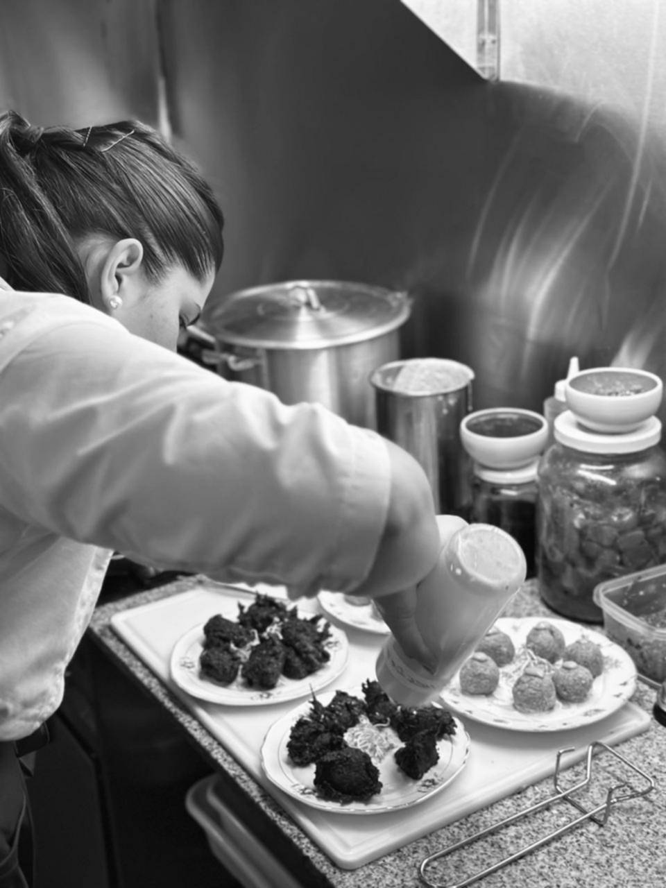 Luisana Tagliafico, la joven chef que lidera la cocina de Refugio Abierto