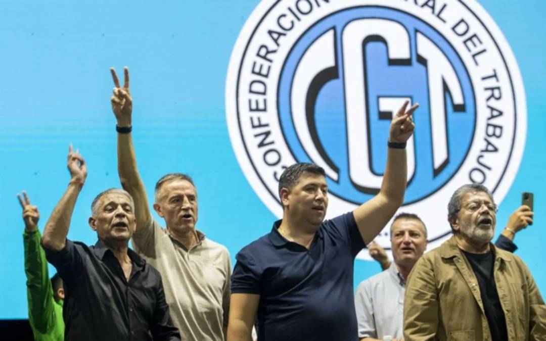 "Un diálogo en el que podamos ponernos de acuerdo, no de imposición", advierte la nueva conducción de la CGT
