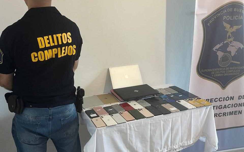 Desbaratan una red de robo, hackeo y estafa de cuentas bancarias que operaba en Quilmes