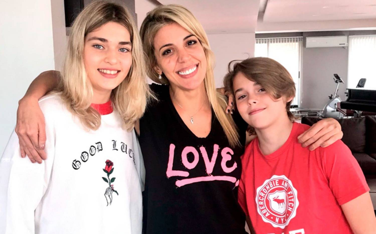 Virginia Gallardo le respondió a Marta Fort, que la criticó por usar la imagen de su padre: "Le cuesta entender"